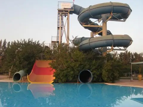 Mido Club Toboggan City