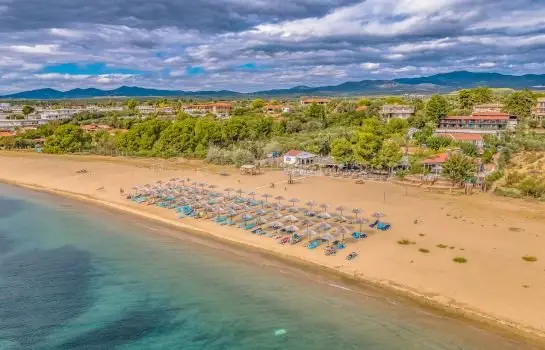 Coral Blue Beach Hotel 