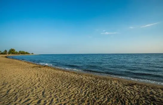 Coral Blue Beach Hotel 