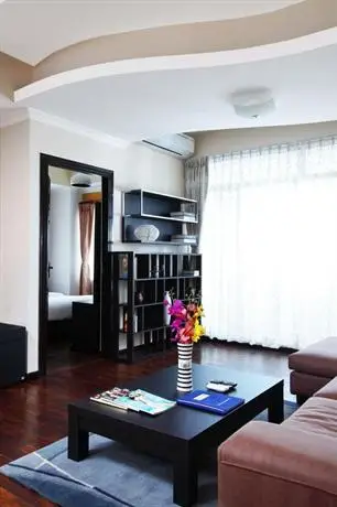 Retreat Serviced Apartment 