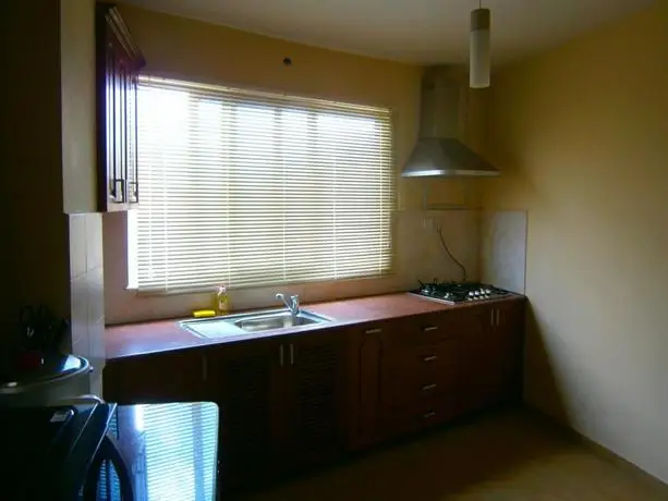 Retreat Serviced Apartment 