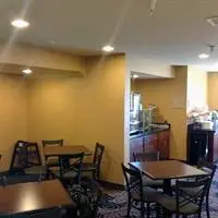 Cobblestone Inn & Suites - Hartington 