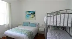 Portrush Townhouse Boutique Hostel 