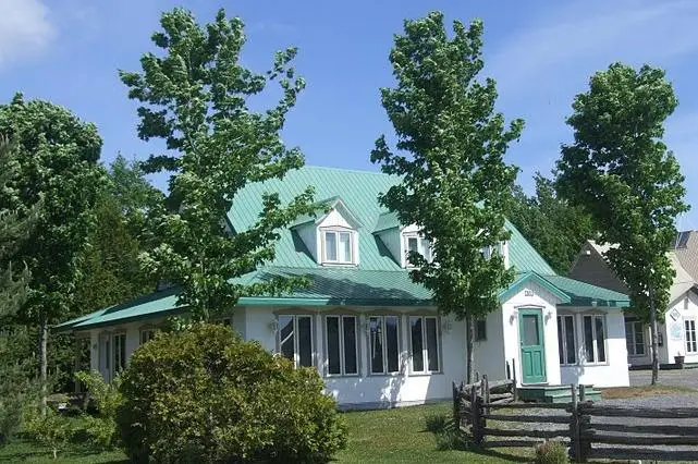 Chalets Village Mont-Sainte-Anne 