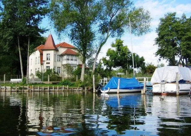 Gast-& Logierhaus Am Rheinsberger See 