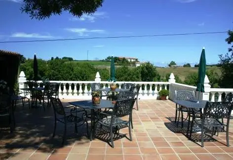 Posada la Vieja Escuela San Vicente de la Barquera 