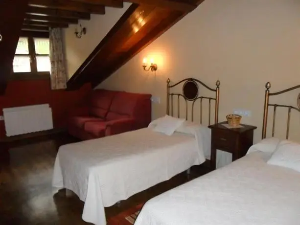 Apartamentos Rurales Los Villares 