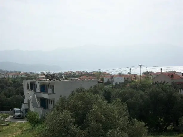 Kostas Apartments Marathokampos