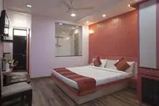 Neelkamal Hotel 