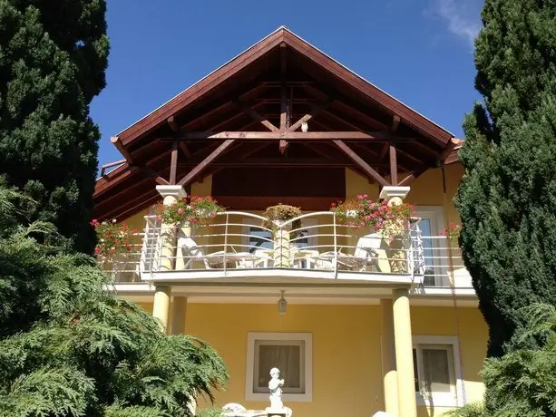 Villa Natalia Heviz