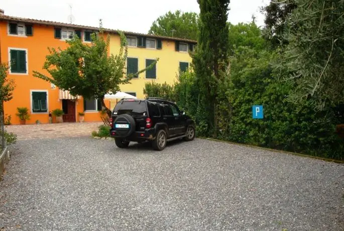 Bed & Breakfast Lucca Fora 