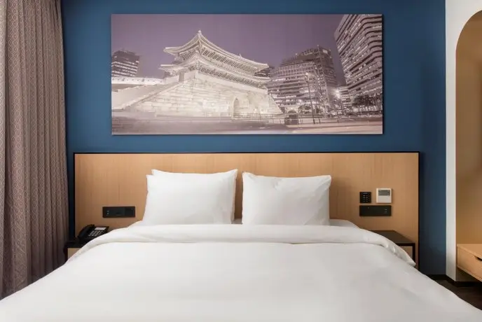 Travelodge Myeongdong City Hall 