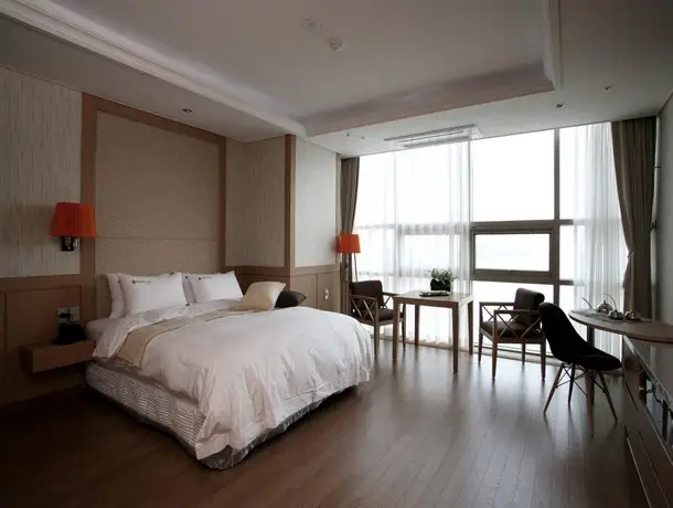 Benikea Hotel Yeosu 