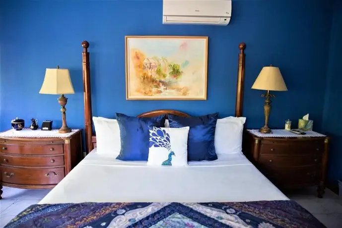 The Blue House Boutique Bed & Breakfast 