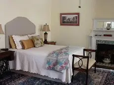 Isabella Bed & Breakfast 