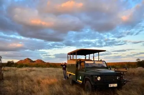 Bed in the Bush - Tingala Lodge 