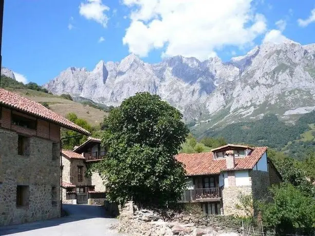 Apartamentos Rurales Los Picos de Redo