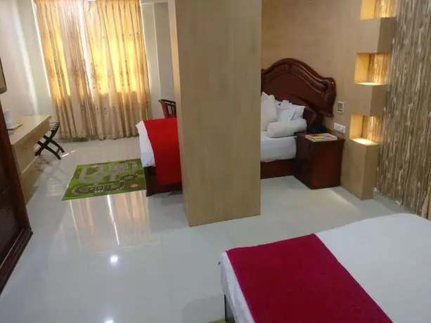 OYO 11954 Hotel Heritage Residency