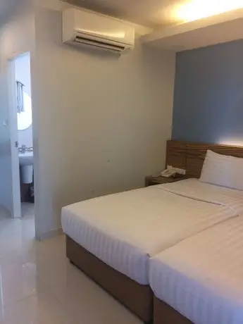 OYO 121 Hua Hin Good View Hotel 