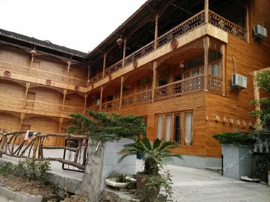 Longquan Inn