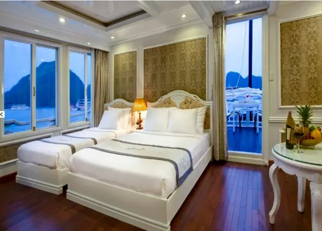 Signature Halong Cruise 