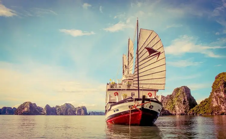 Signature Halong Cruise 