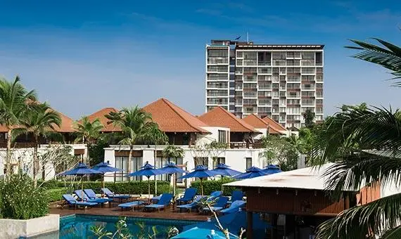 The Oriental Beach Resort 