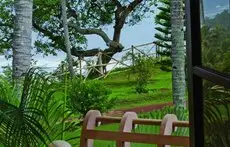 Blooming Bay - Clifftop Beach Resort 