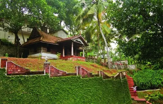 Blooming Bay - Clifftop Beach Resort 