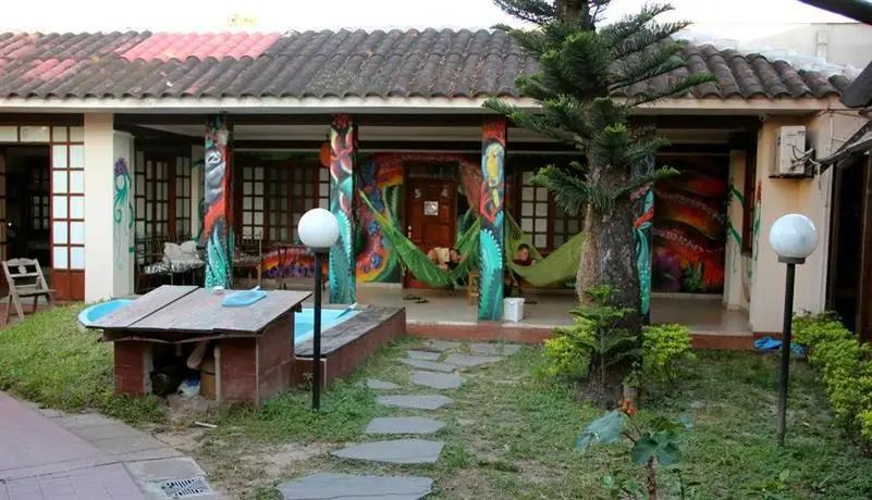 Loro Loco Hostel 