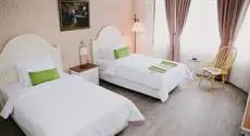 Sandalwood Boutique Hotel 