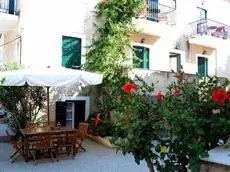 Twin House Spetses 