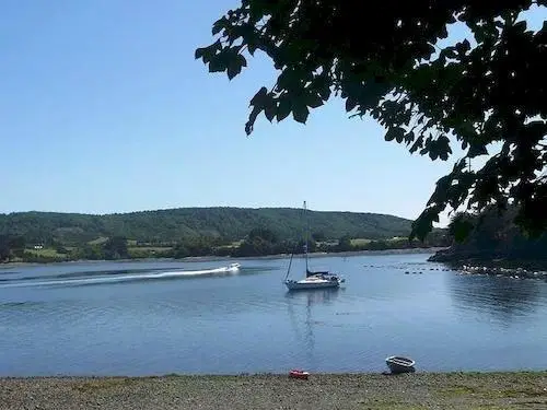 Punta Piedras Lodge & Marina 