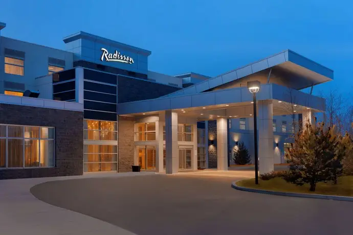 Radisson Hotel & Conference Center Calgary Airport East