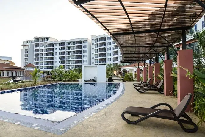 Dayang Bay Serviced Apartment & Resort