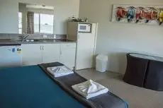 Waterfront Apartments Whitianga 