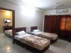 Hotel R K Palace 