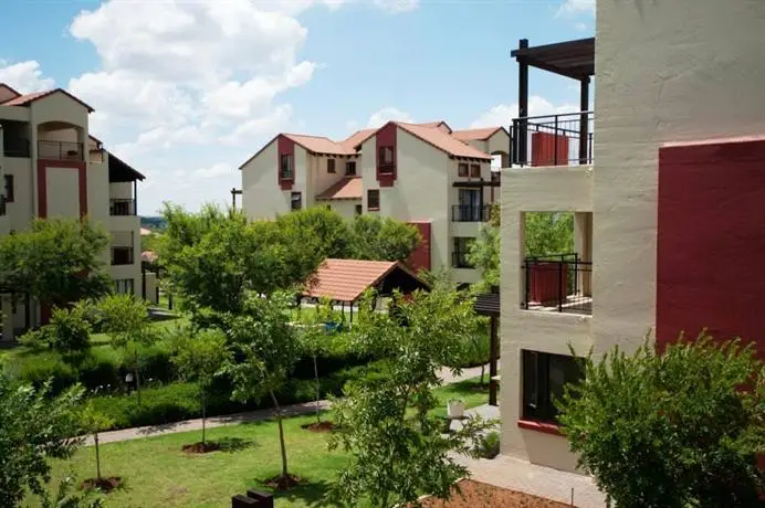 Oakelands Studio Apartments 