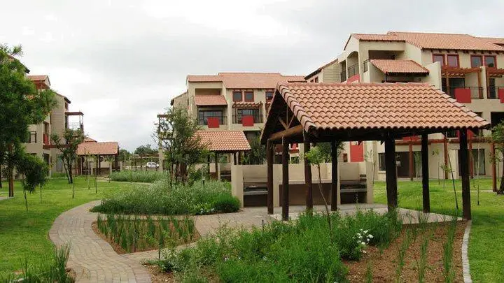 Oakelands Studio Apartments 