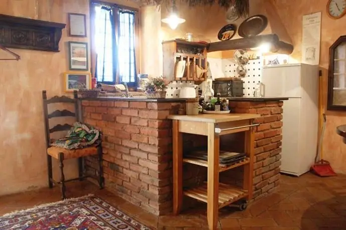 Casa Mezzuola Agriturismo 