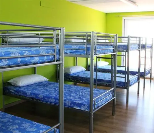 Hostel & Gym Relise - Albergue Juvenil 