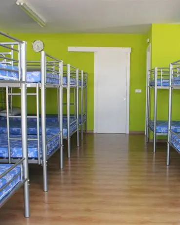 Hostel & Gym Relise - Albergue Juvenil 