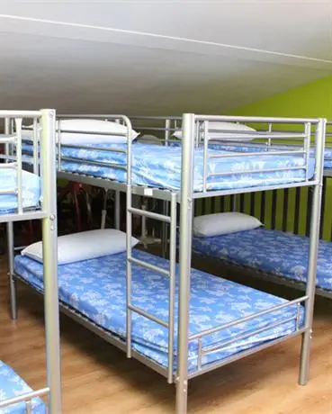 Hostel & Gym Relise - Albergue Juvenil 