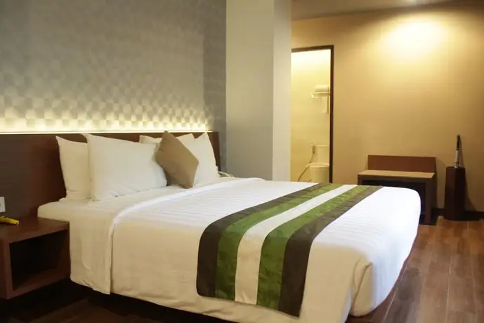 Grand Whiz Hotel Nusa Dua Bali 