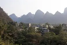 Yangshuo Outside Inn 