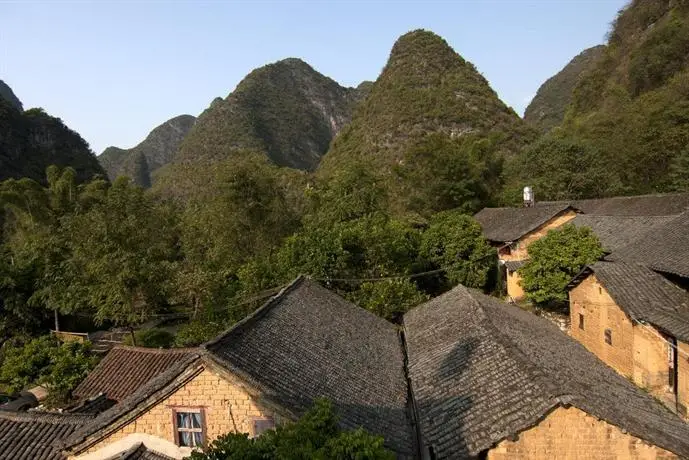 Yangshuo Outside Inn 