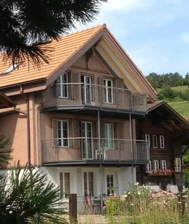 Haus am See Darligen