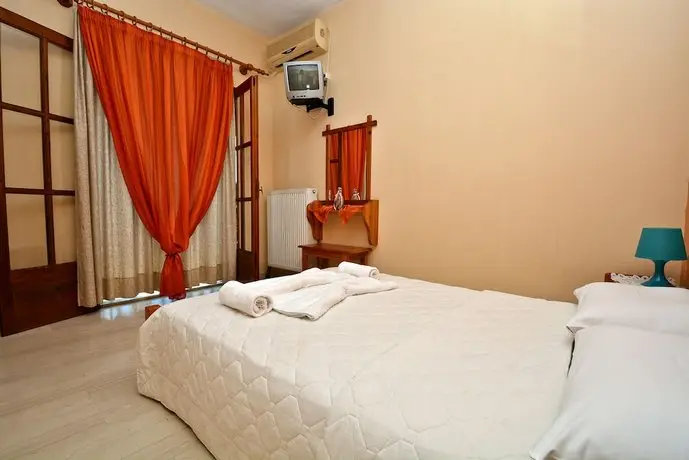 Nina Apartments Skopelos Island 