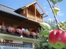 Ferienwohnungen-Pension Kraker 