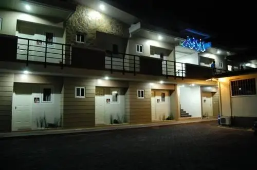 Rumi Apartelle Hotel 